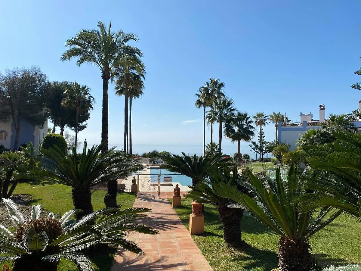Apartment Frontline Beach Apartment, La Perla De La Bahia, Bahia De Casares - Estepona