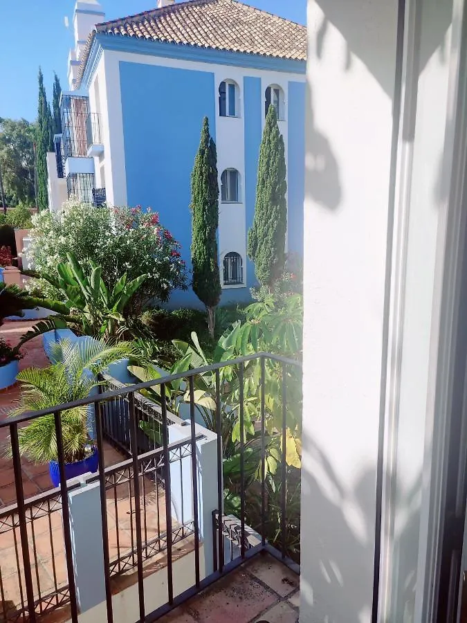 Frontline Beach Apartment, La Perla De La Bahia, Bahia De Casares - Estepona 0*,