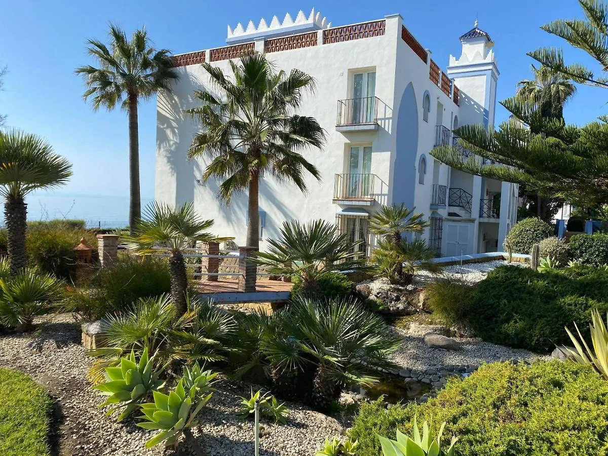 Frontline Beach Apartment, La Perla De La Bahia, Bahia De Casares - Estepona Apartment